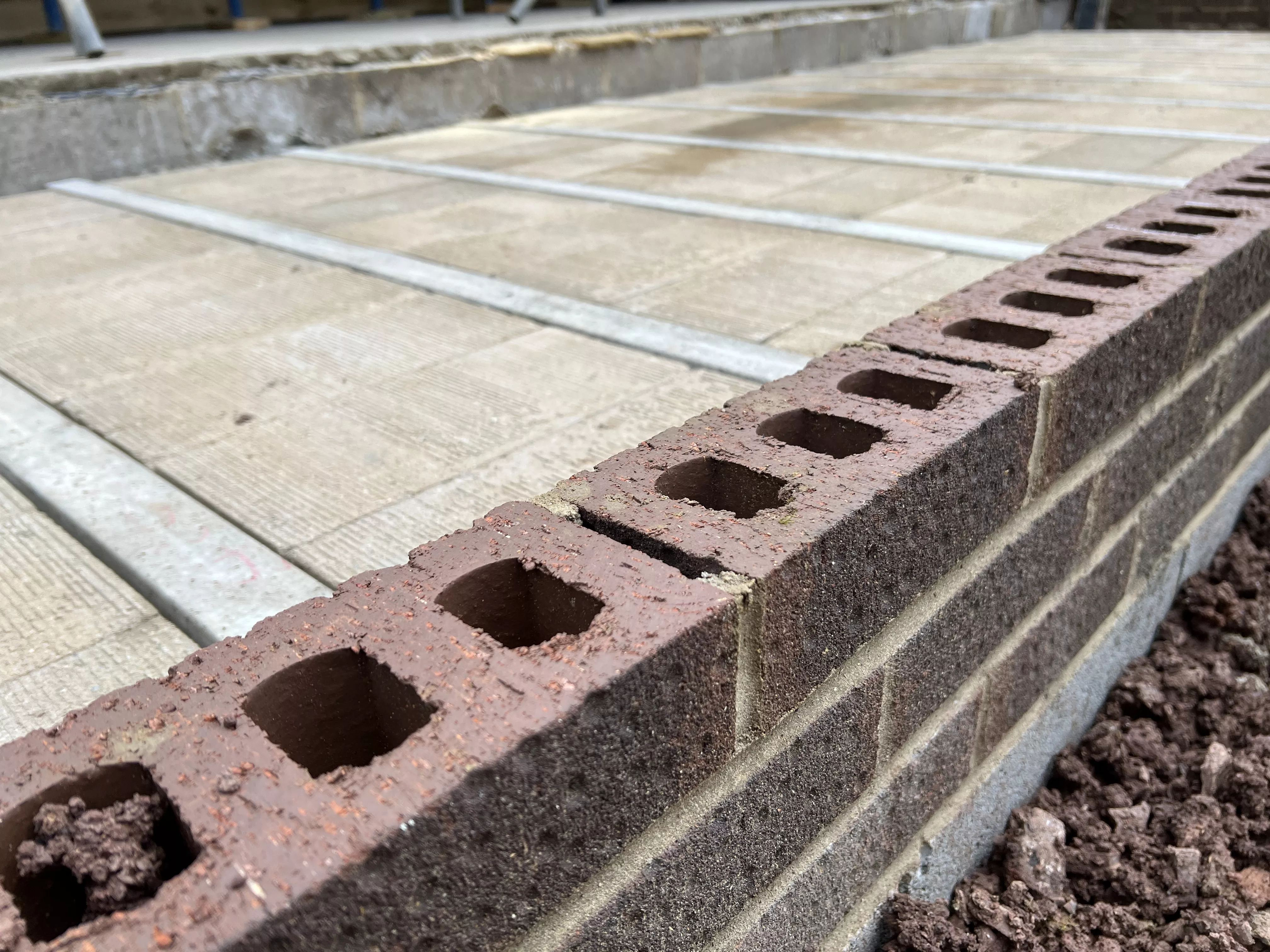 This is an image of brickwork built by B.W. Reed & Son in Bracknell, Berkshire for a home renovation