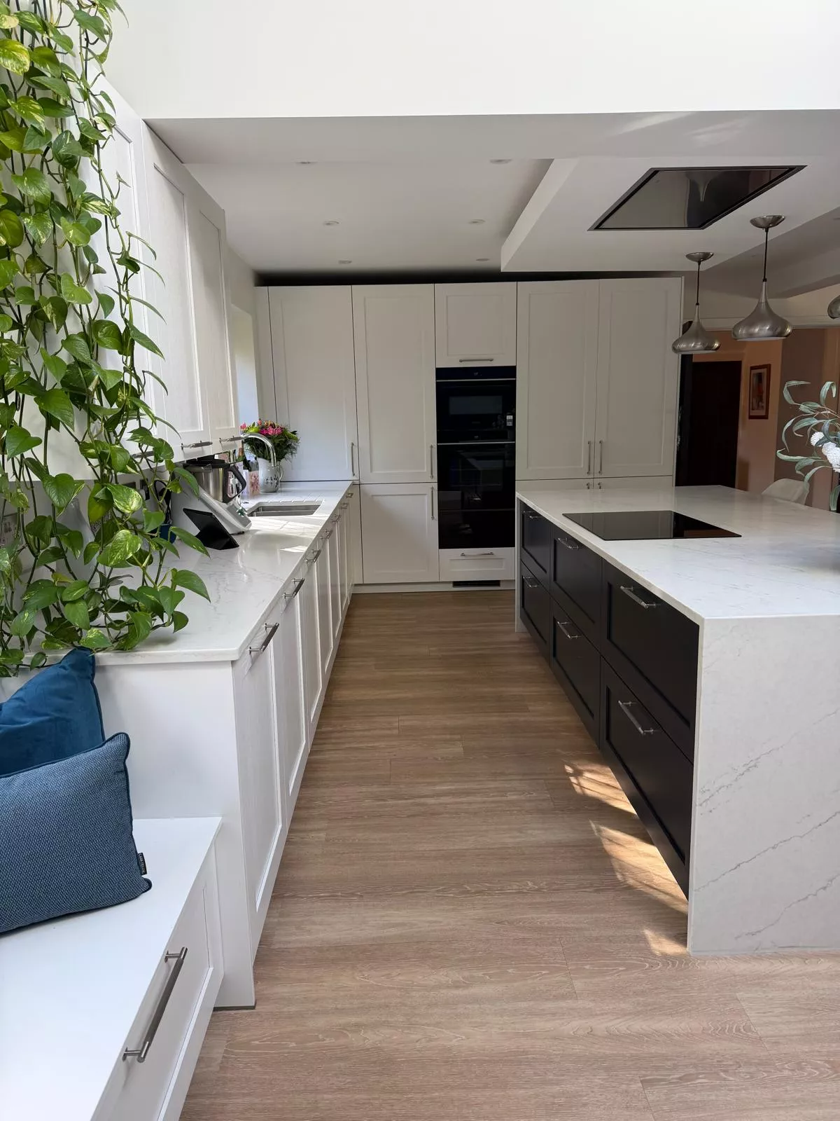 This is a photo of a kitchen renovation by B.W. Reed and Son Building Team in Warfield, Berkshire